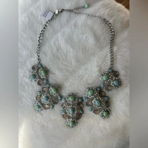 Lia Sophia NWT "Fondant" Necklace Silver Tone Aqua Mint Smoky Stones & Crystals - Picture 8 of 11